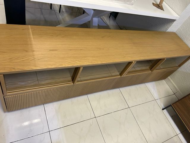 Mueble TV madera y cristal Helvine