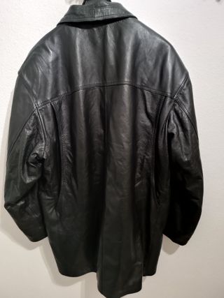 Chaqueta de Piel Negra