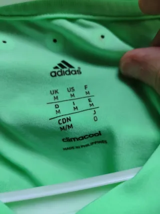 Camiseta Adidas Verde Neón