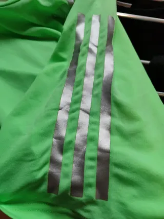 Camiseta Adidas Verde Neón