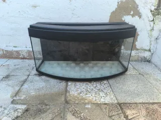 Pecera 100 litros con cristal curvo y mueble