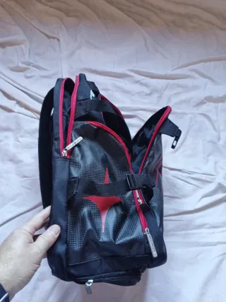 Mochila Padel Starvie Negra y Roja