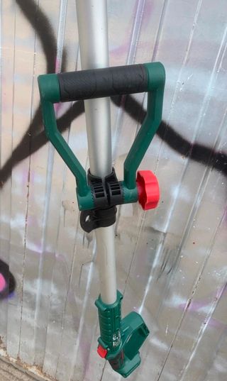 Tagliasiepi telescopico ricaricabile 20V