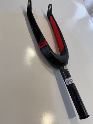 Horquilla Ikon Carbono 1-1/8 bmx race