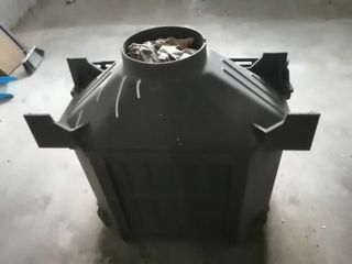 Estufa de leña de fundición negra