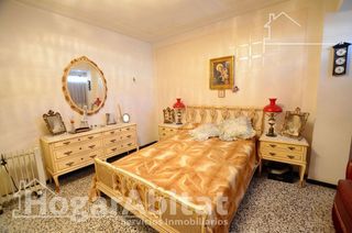 Piso en venta en Mercado en Alicante