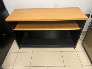 Mueble archivador madera y metal a reparar