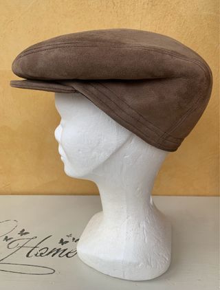 Coppola uomo in vero montone Tg.59