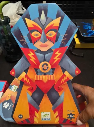 Puzzle Djeco 36 piezas Superhéroe