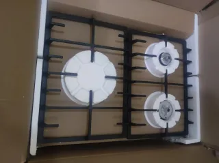 Cocina Cecotec 3 fuegos cristal negro convertible