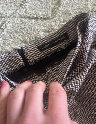 Falda Zara cuadros marrón y blanco