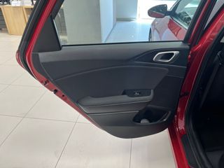 KIA Ceed 120cv DRIVE 2024