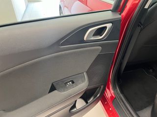 KIA Ceed 120cv DRIVE 2024