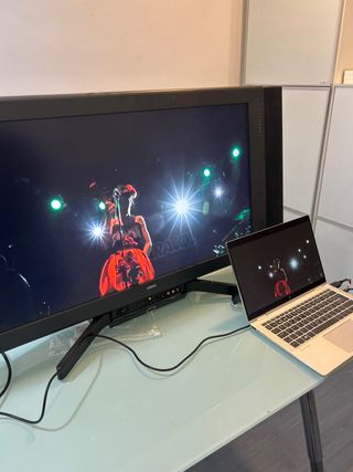 Televisor Loewe Concept 32 pulgadas