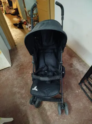 Carrito de bebé plegable