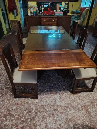 Mesa de comedor maciza con 6 sillas
