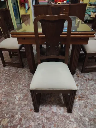 Mesa de comedor maciza con 6 sillas