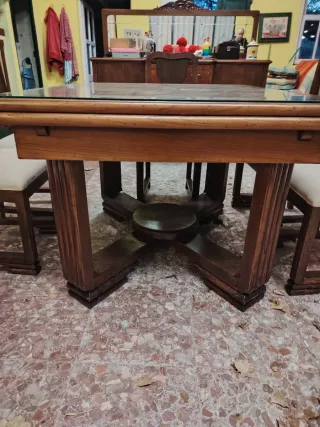 Mesa de comedor maciza con 6 sillas