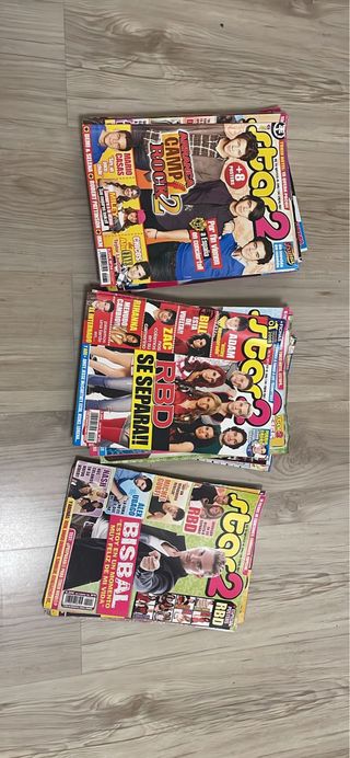 Revista Star2. 24 unidades.