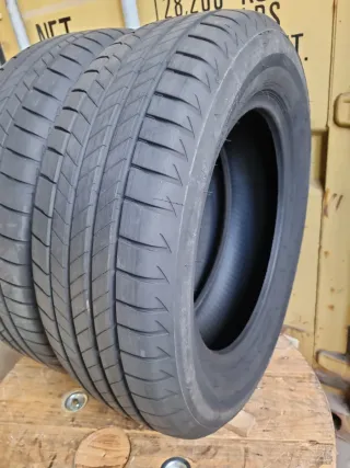 Se vende 2 Neumáticos en perfecto estado