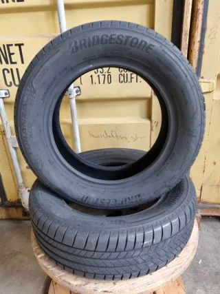 Se vende 2 Neumáticos en perfecto estado