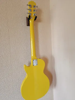Guitarra Epiphone Les Paul Amarilla