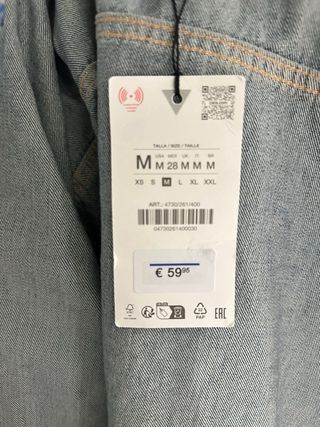 Camisa vaquera con tachuelas