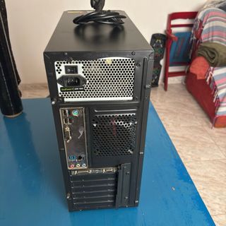 Ordenador de Torre Aqprox Negro