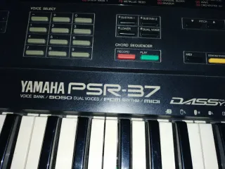 Tastiere Yamaha PSR-37