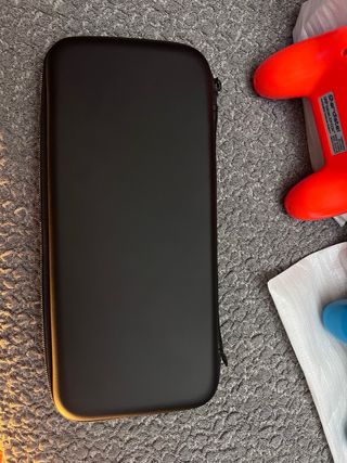 Funda y protectores Nintendo Switch 8BitDo