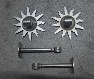 Barra per tende + fermatende + appendiabiti.