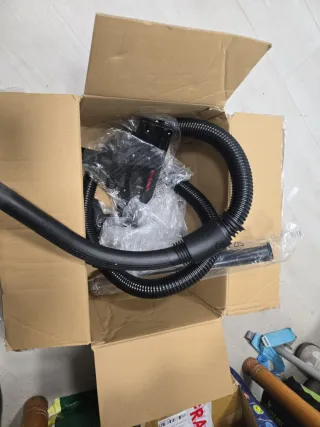 Aspiradora Black+Decker sin bolsa turbocyclone