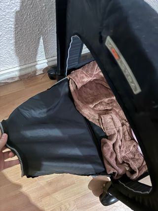 Cuna de viaje negra KOELATRA