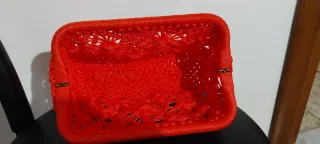 Borsello fatto a mano in filo rosso