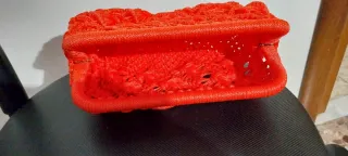 Borsello fatto a mano in filo rosso