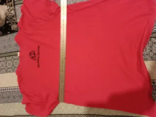 Camisetas La Húngara (Negra y Rosa)