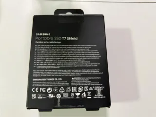 Samsung T7 Shield SSD 2TB Portátil