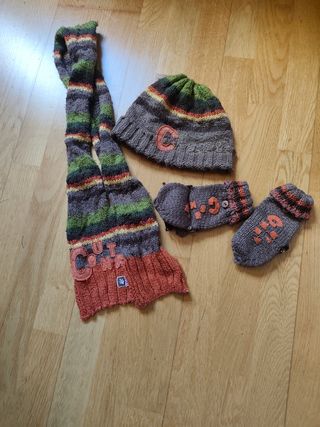 Conjunto infantil bufanda, gorro y guantes
