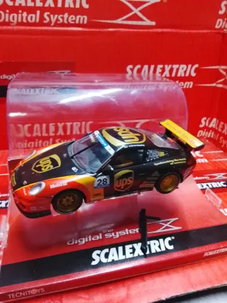 Scalextric Porsche 911 GTR Cup Digital system