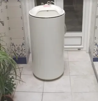 TERMO eléctrico 100l, solo un año de uso.