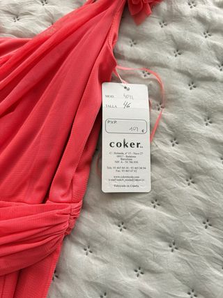 Vestido color coral para eventos