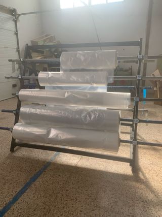 Rollos de plástico blanco