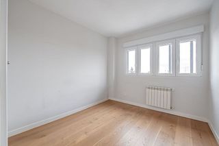 Piso en alquiler en Costillares en Madrid