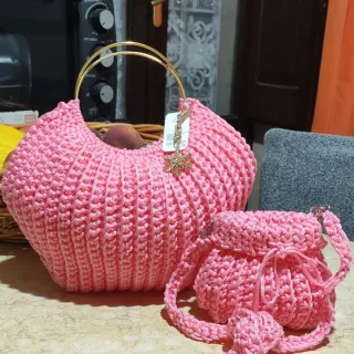 Borsa fatta a mano in cordino rosa