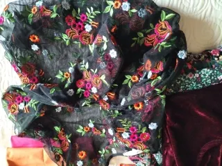 Lote 17 prendas menos de1€ alguna camisa nueva .