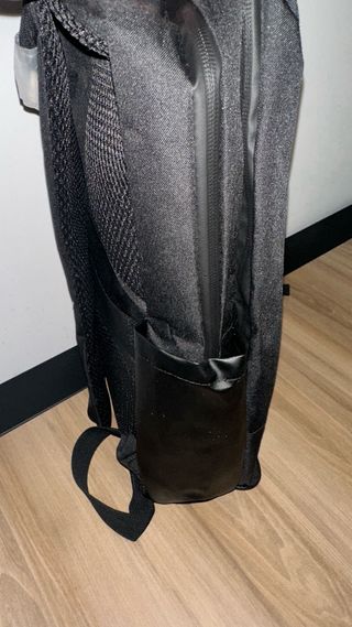 Mochila antirrobo NUEVA para portátil 17”