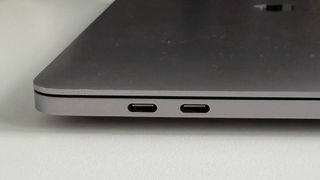 MacBook Pro 13 2020 16GB Argento