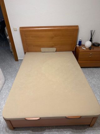 Cómoda de madera maciza, Canape de medidas 1,35