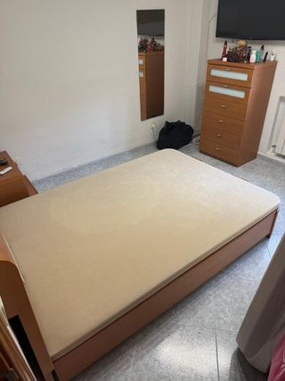 Cómoda de madera maciza, Canape de medidas 1,35