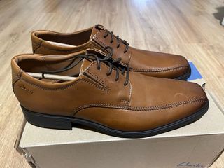 Zapatos de vestir Clarks Marrón Talla 43